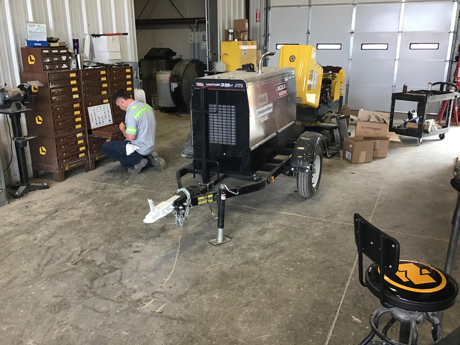 2019 Lincoln Electric Vantage 322 Ready-Pak 3, Two Wheel Trailer, Fender and Light Kit, Cable Rack