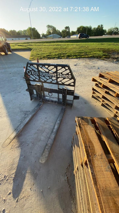 2022 PALADIN 48" Pallet Forks - Paladin