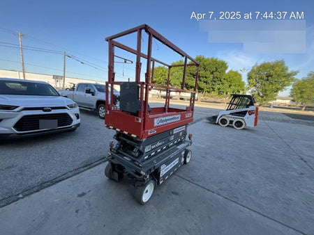 2020 Skyjack SJIII-3219 Solid NM Tires, Half height spring hinged entry gate, Dual Beacons, 800W Inverter