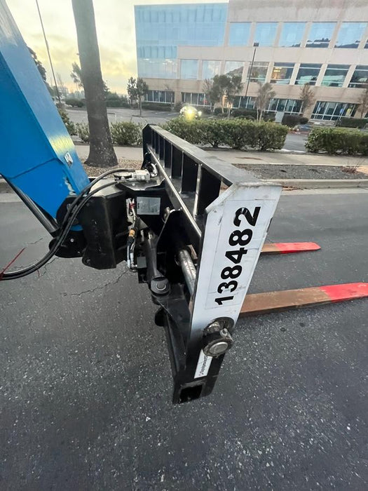 2021 GENIE 72" Swing Carriage - Genie