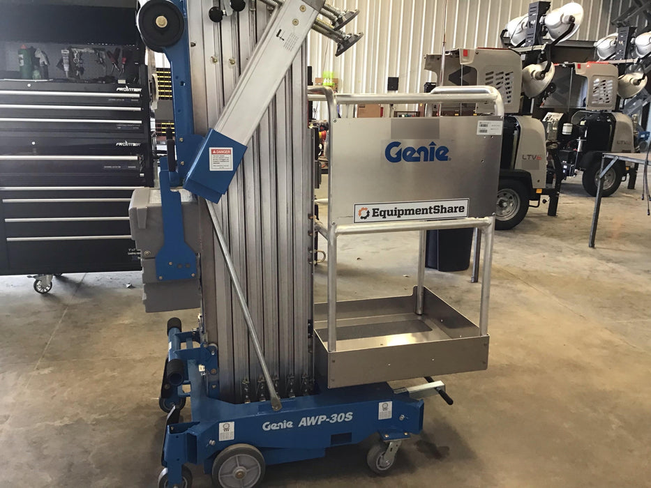 2018 GENIE AWP-30S
