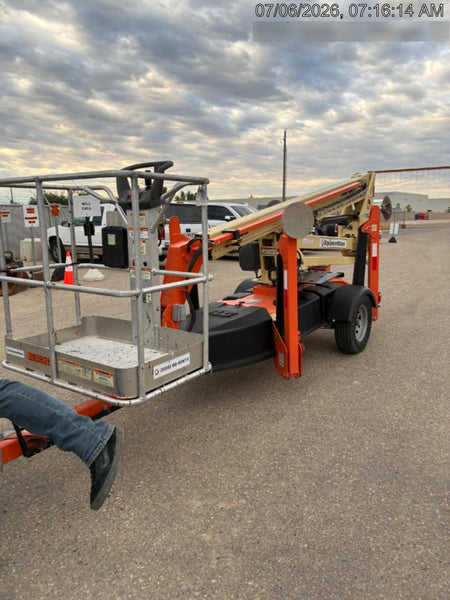 2022 JLG T350
