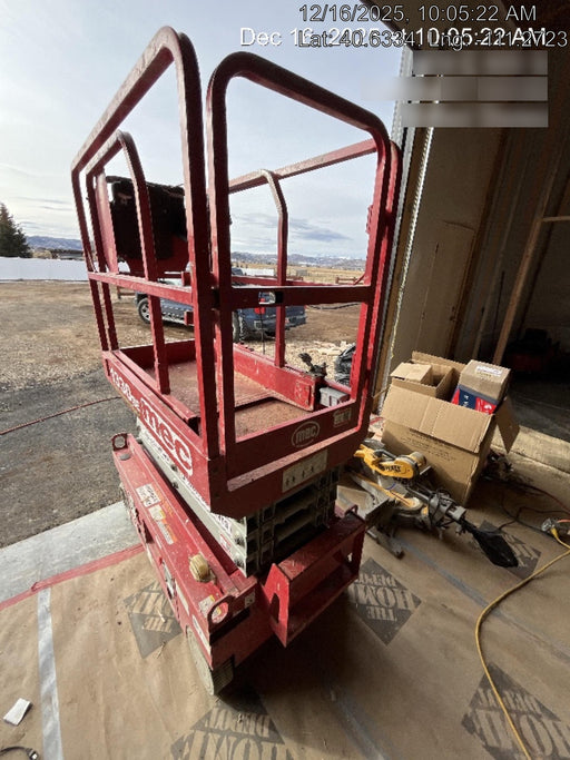 2020 MEC 1330SE Solid NM Tires, Steel Swing out Doors, LCS, Beacon, 900W Invertor