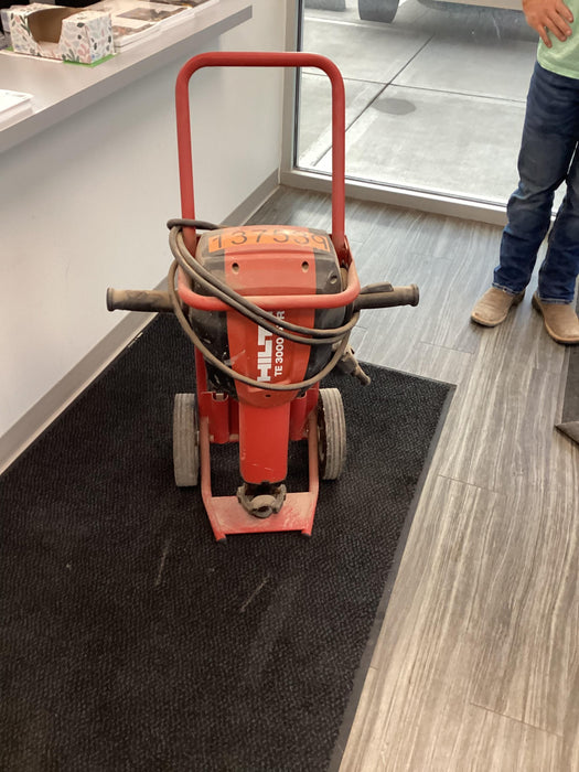 2021 HILTI TE 3000-AVR
