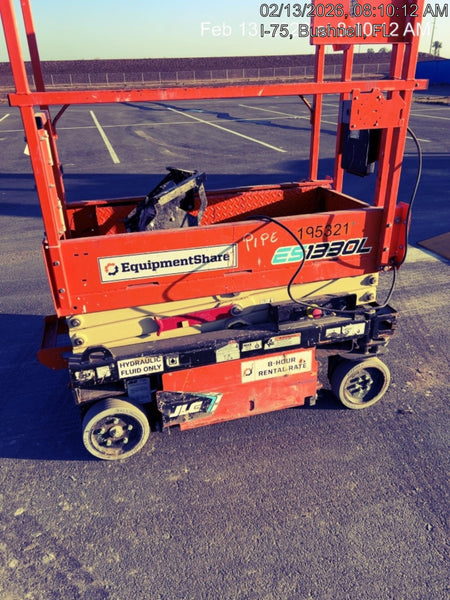 2021 JLG ES1330L