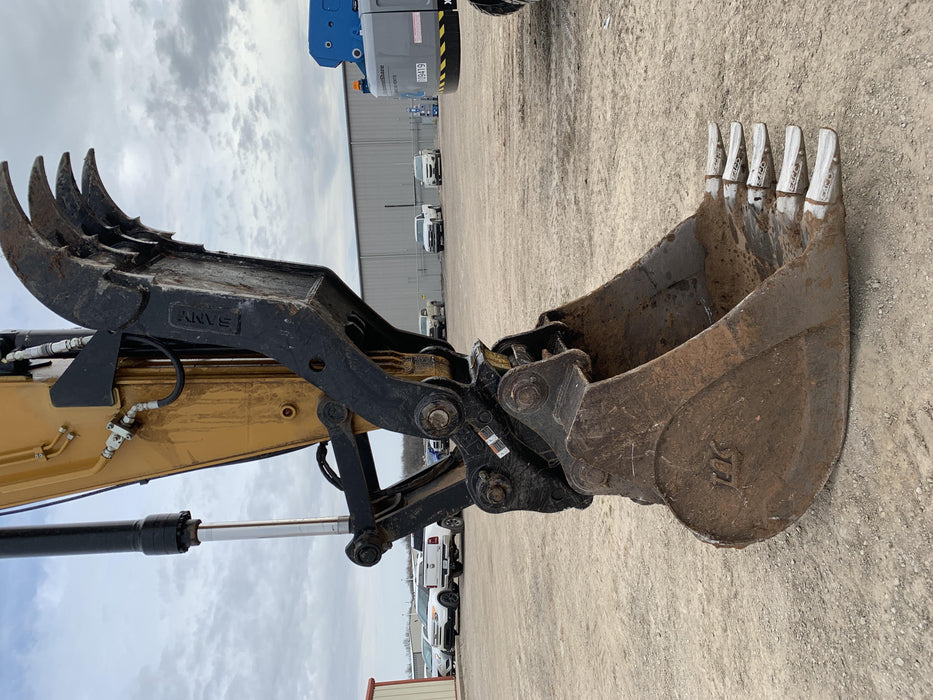 2020 Sany SY215 QH Coupler, Coupler Kit