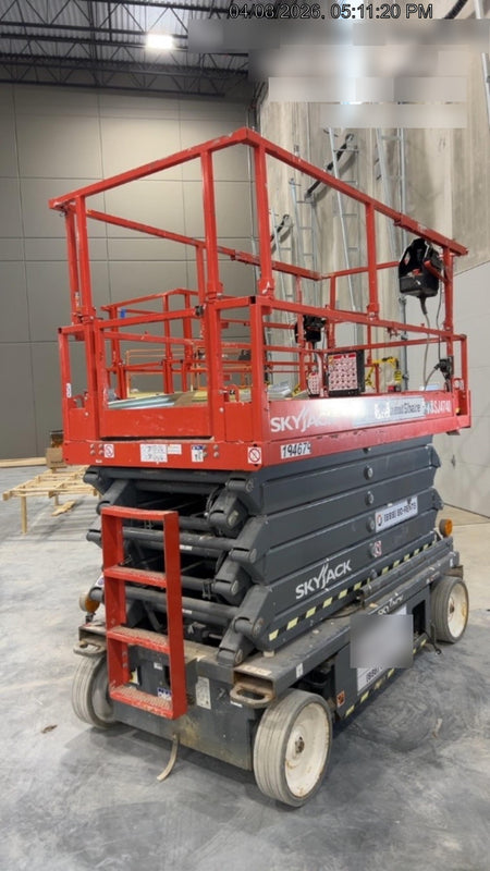 2021 Skyjack SJ4740 Hyd Drive, Sld NM Tires, DBcns, EST