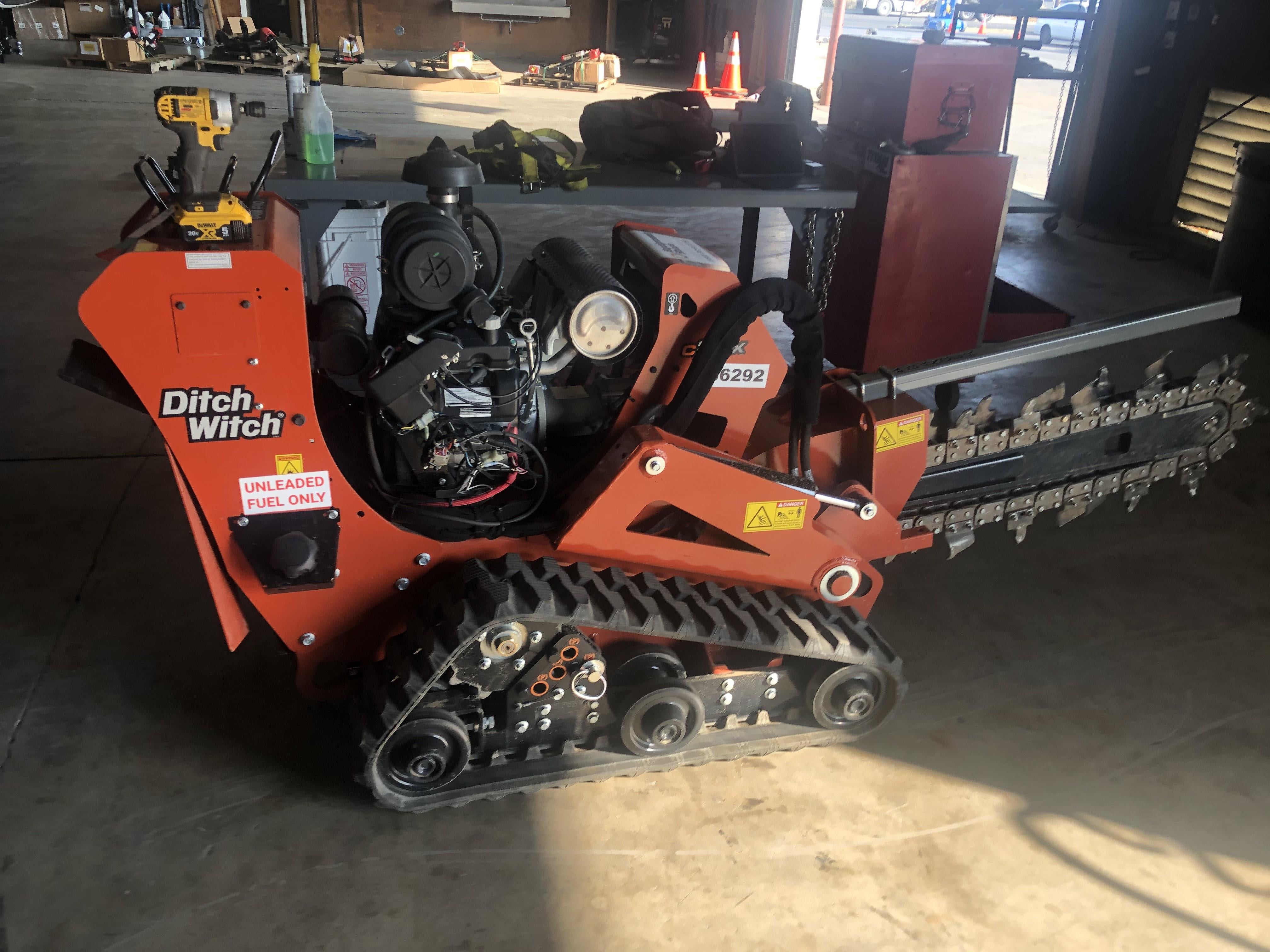 2020 DITCH WITCH C24XA