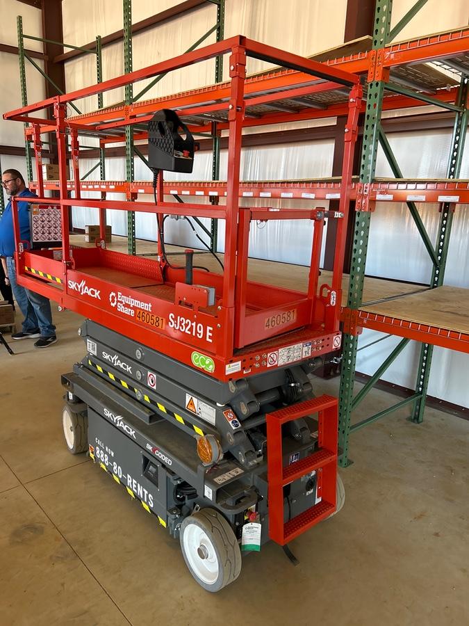 2024 Skyjack SJ3219 Electric Drive, Sld NM Tires, DBcns, RFRails, Power to Platform, T3 + Access Control