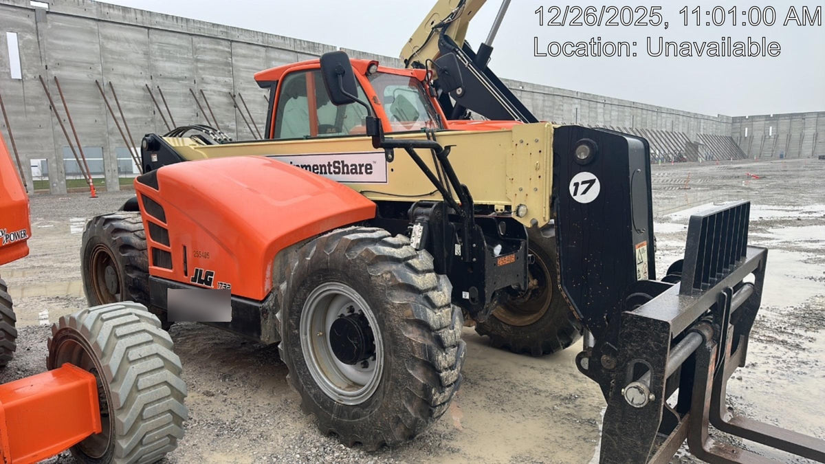 2022 JLG 1732