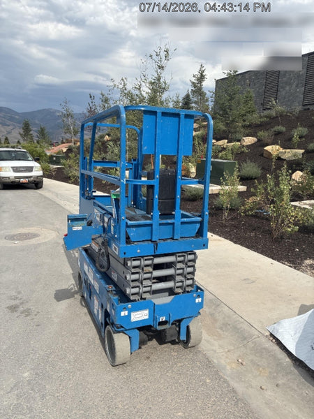 2019 Genie GS-1930 Half Height Swing Gate, 800W Inverter