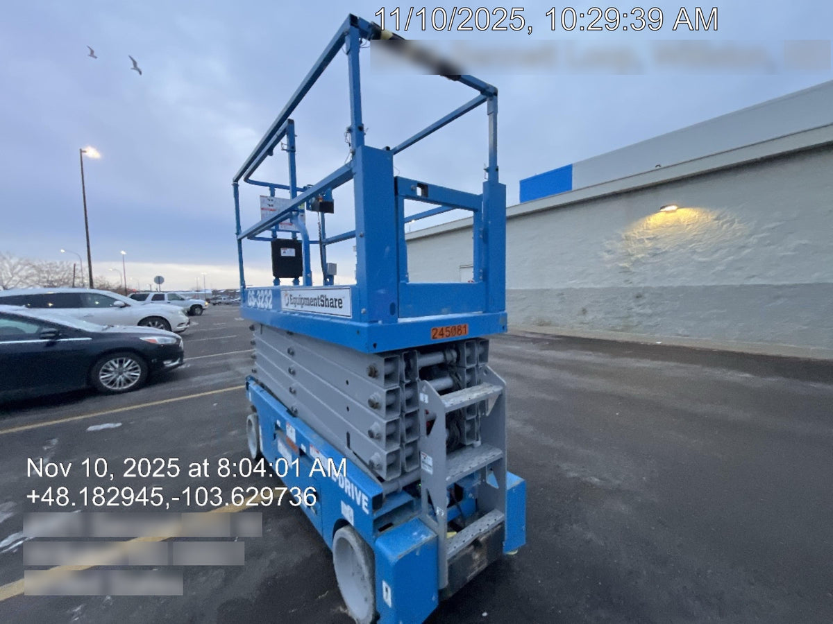 2022 GENIE GS-3232