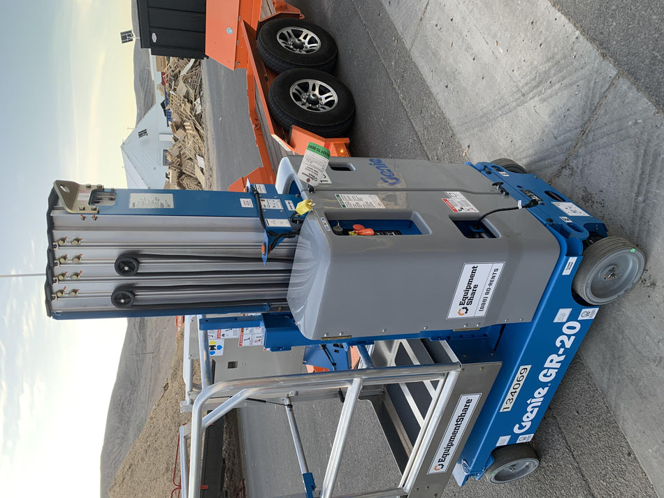 2021 GENIE GR-20