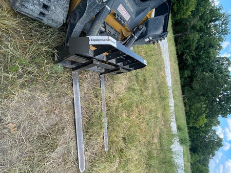 2023 CASE 48" Pallet Forks - Wheel Loader