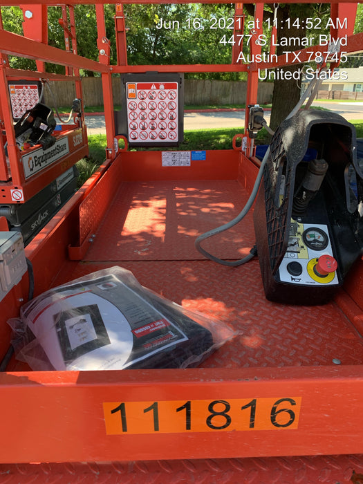 2020 Skyjack SJIII-3219 Solid NM Tires, Half height spring hinged entry gate, Dual Beacons, 800W Inverter