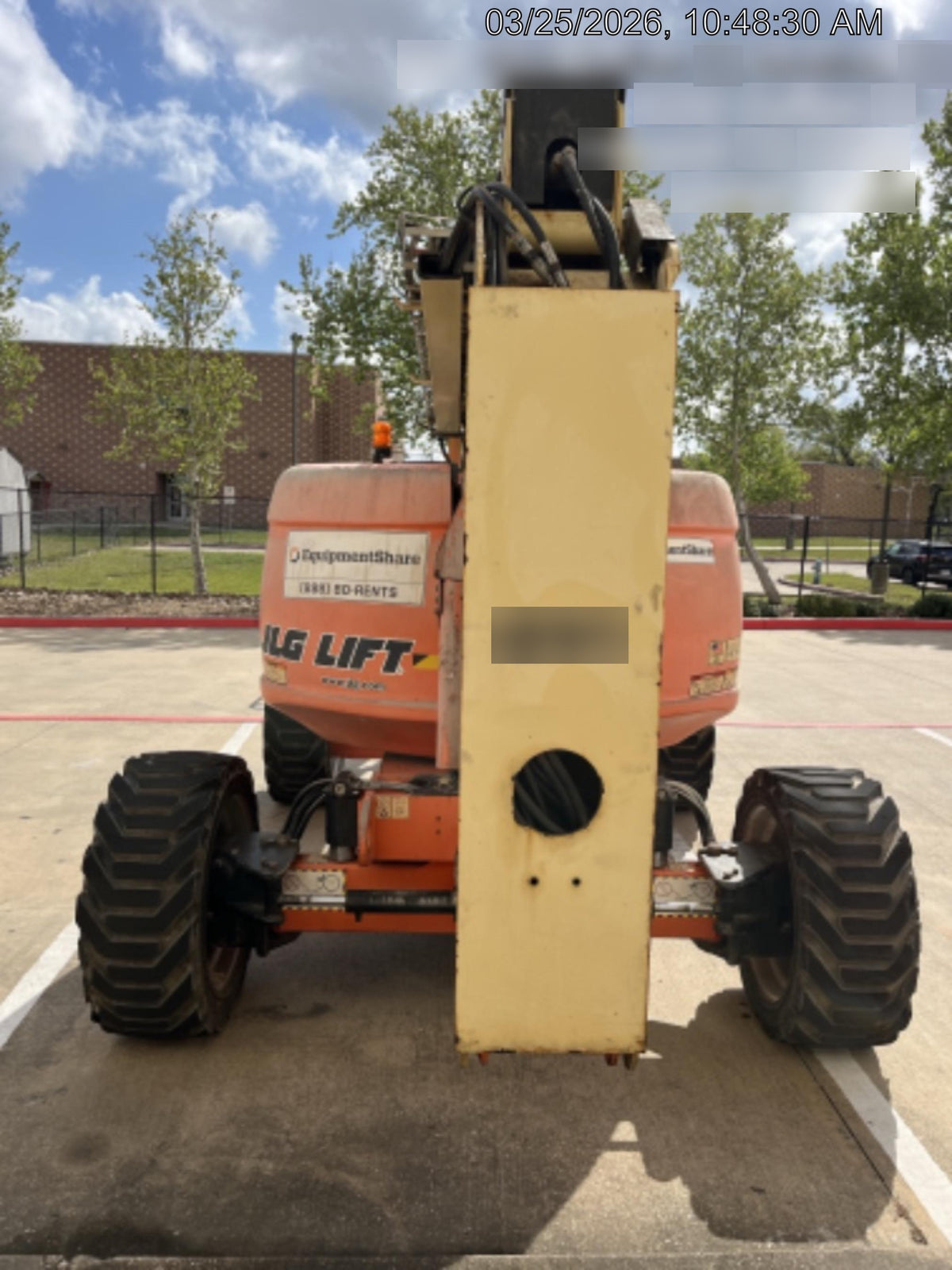2019 JLG 600AJ
