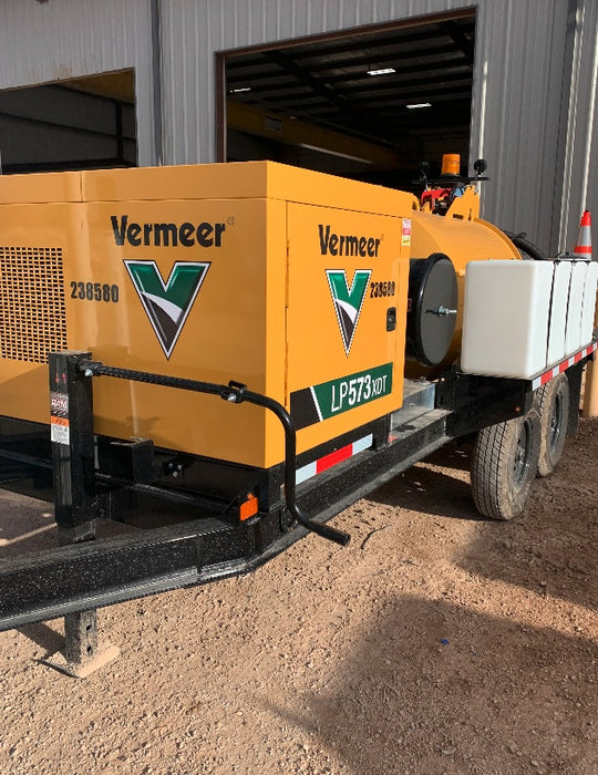 2022 Vac-Tron LP573XDT T4 Koehler Diesel Engine, 500 Gallon Debris Tank, x2 100 Gallon Water Tanks