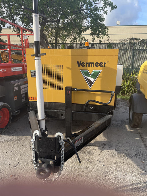 2022 VAC-TRON LP573XDT