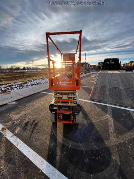 2022 JLG ES2632