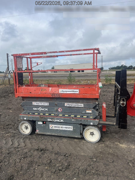 2015 Skyjack SJIII-3226 26' Scissor Lift