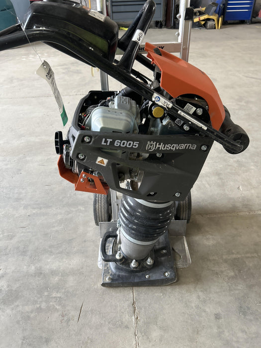 2025 HUSQVARNA LT6005