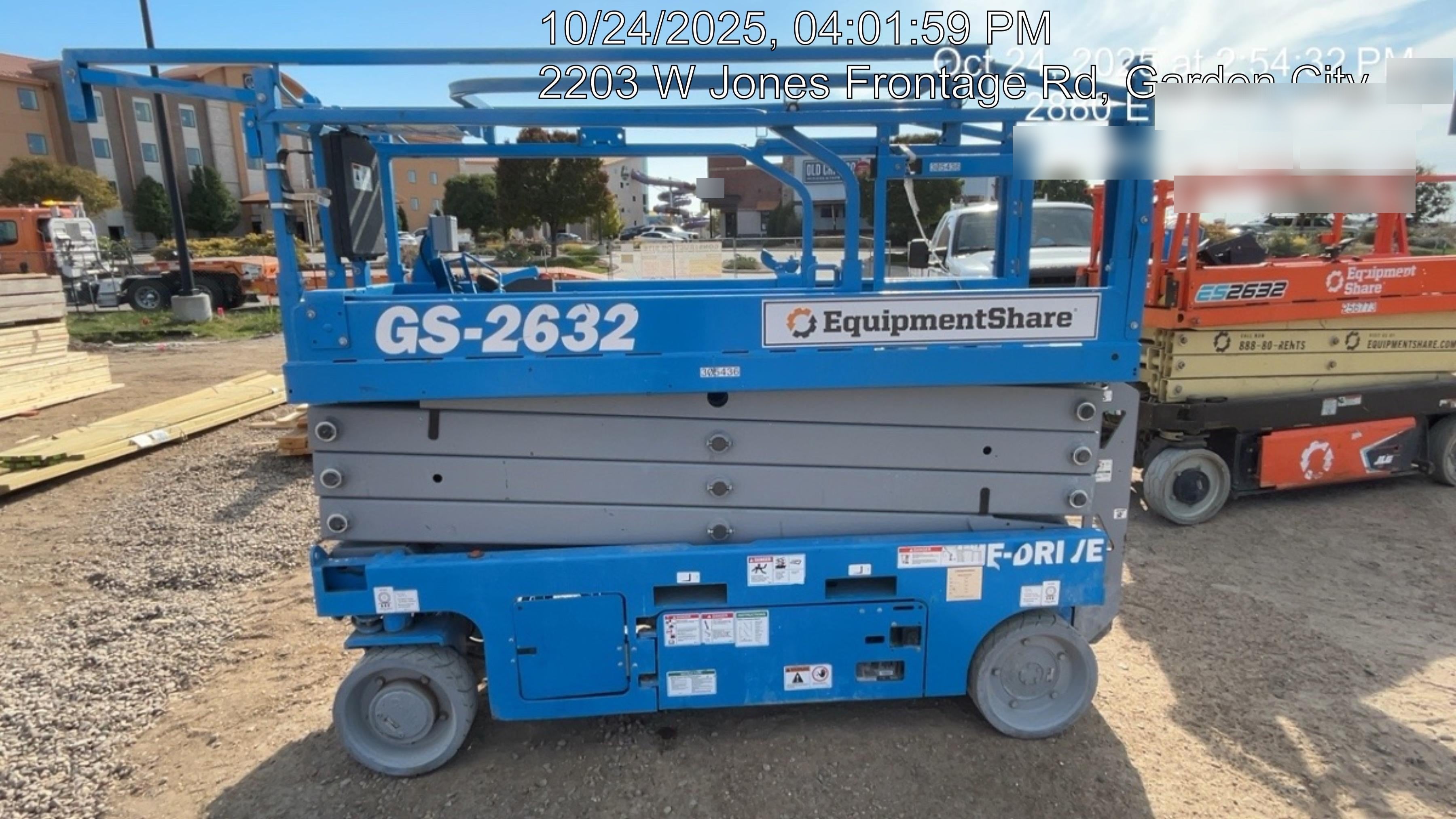 2023 GENIE GS-2632
