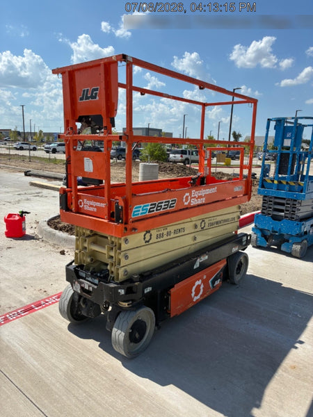 2023 JLG ES2632