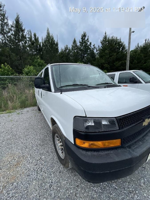 2023 CHEVROLET Express Van - Rental