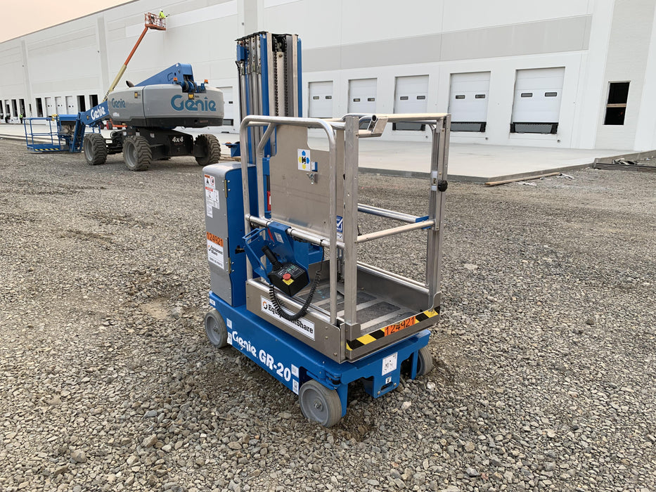 2021 GENIE GR-20