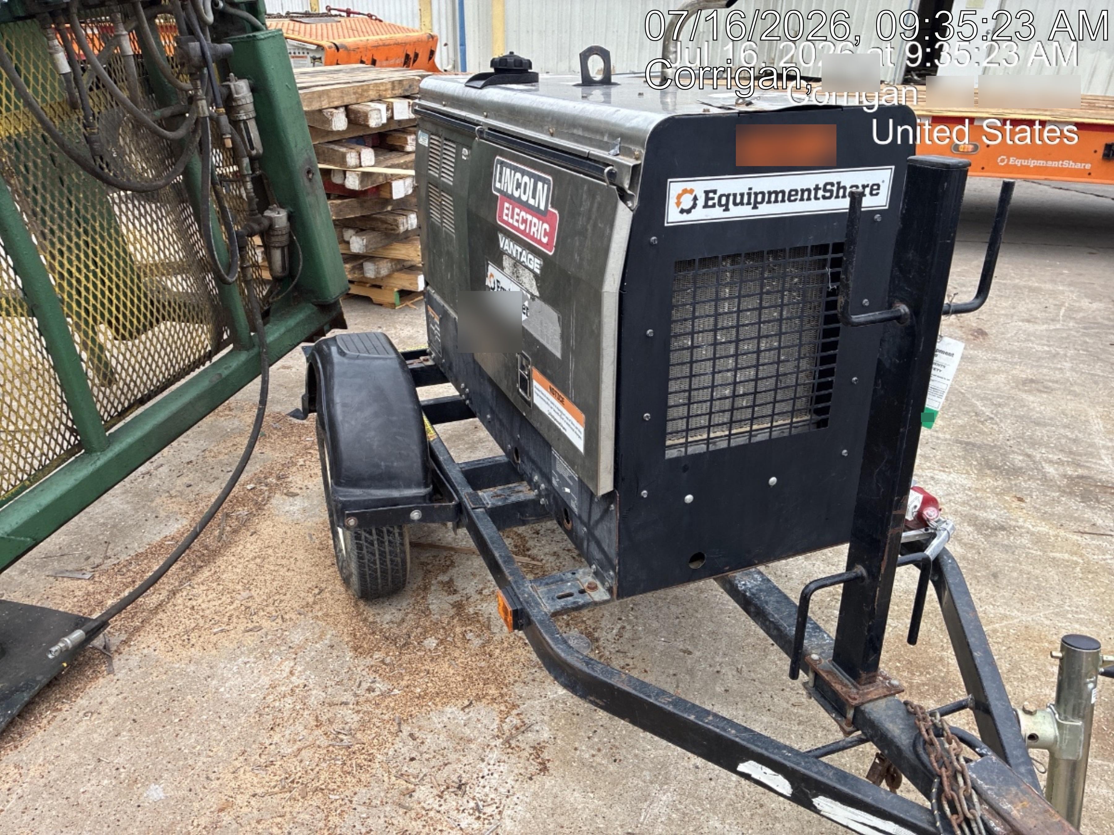 Lincoln Electric Vantage 322 Lincoln Vantage 322 Welder w/Trailer