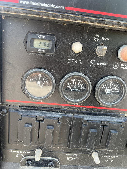 2021 Lincoln Electric Vantage 322 Vantage 322 Ready Pak 3 w/ Decals, ORANGE (includes trailer, cable rack, fender light kit) NO Telematics