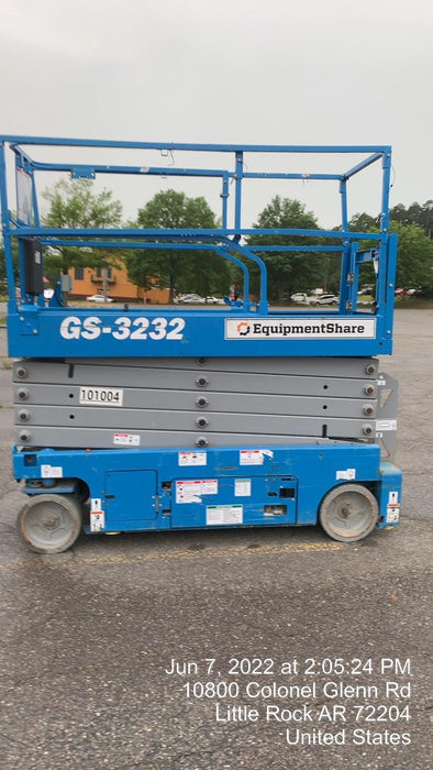 2020 Genie GS-3232 Standard, Folding half height swing gate