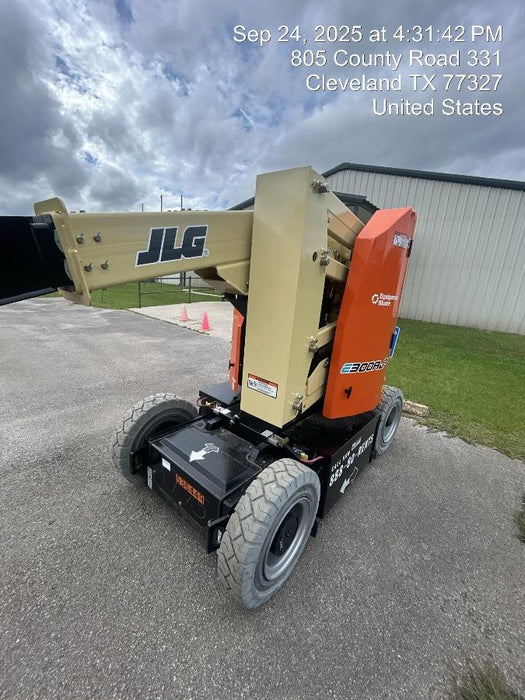 2025 JLG E300AJP