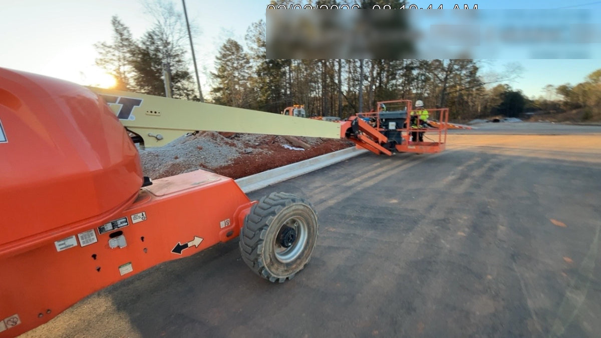 2019 JLG 460SJ