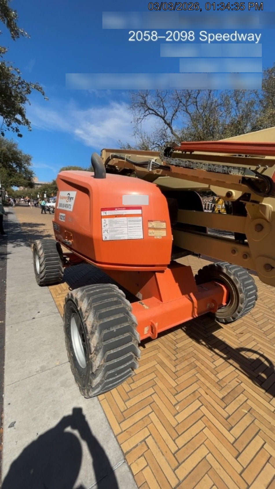 2019 JLG 450AJ