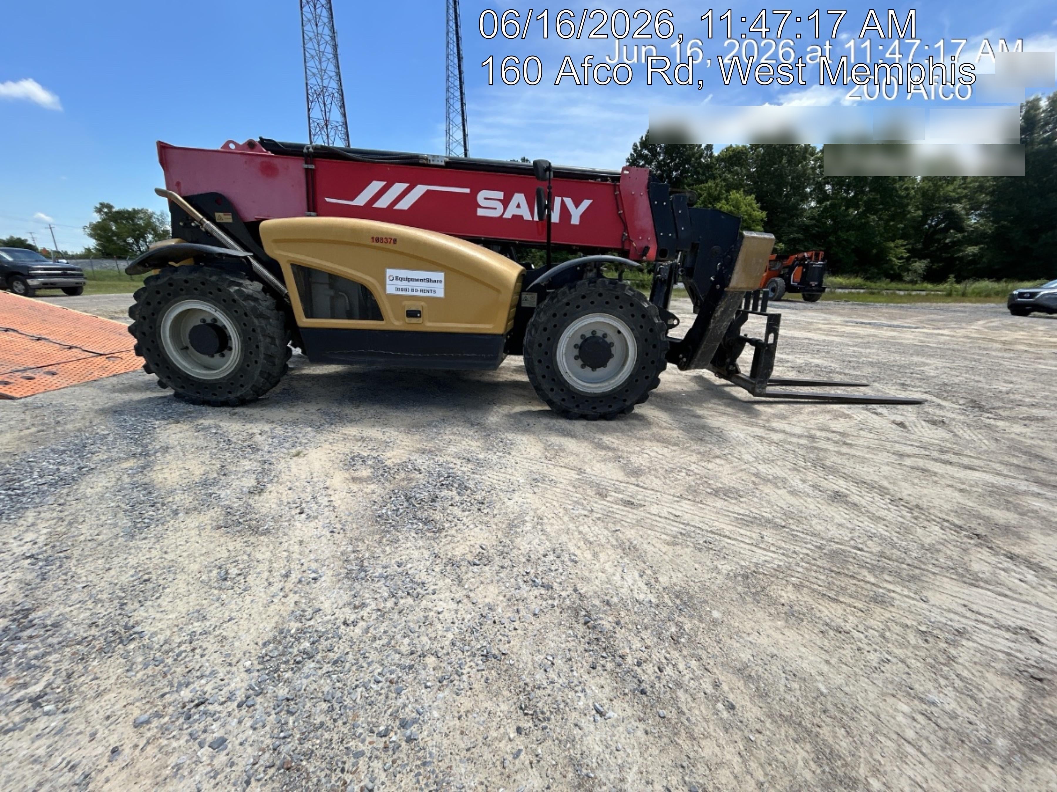 2020 SANY STH1056