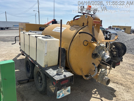 2022 Vac-Tron LP573XDT T4 Koehler Diesel Engine, 500 Gallon Debris Tank, x2 100 Gallon Water Tanks