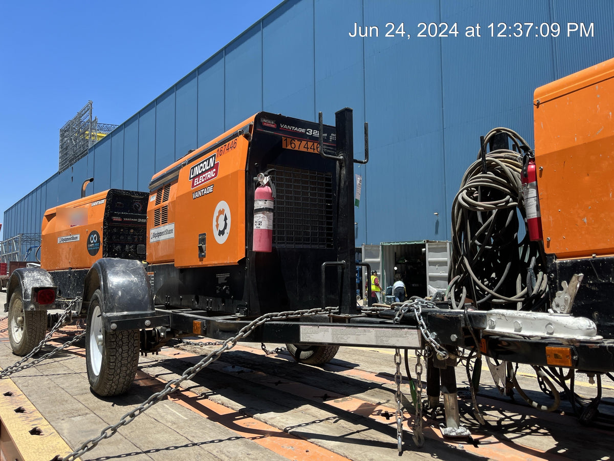 2021 Lincoln Electric Vantage 322 Vantage 322 Ready Pak 3 w/ Decals, ORANGE (includes trailer, cable rack, fender light kit) NO Telematics
