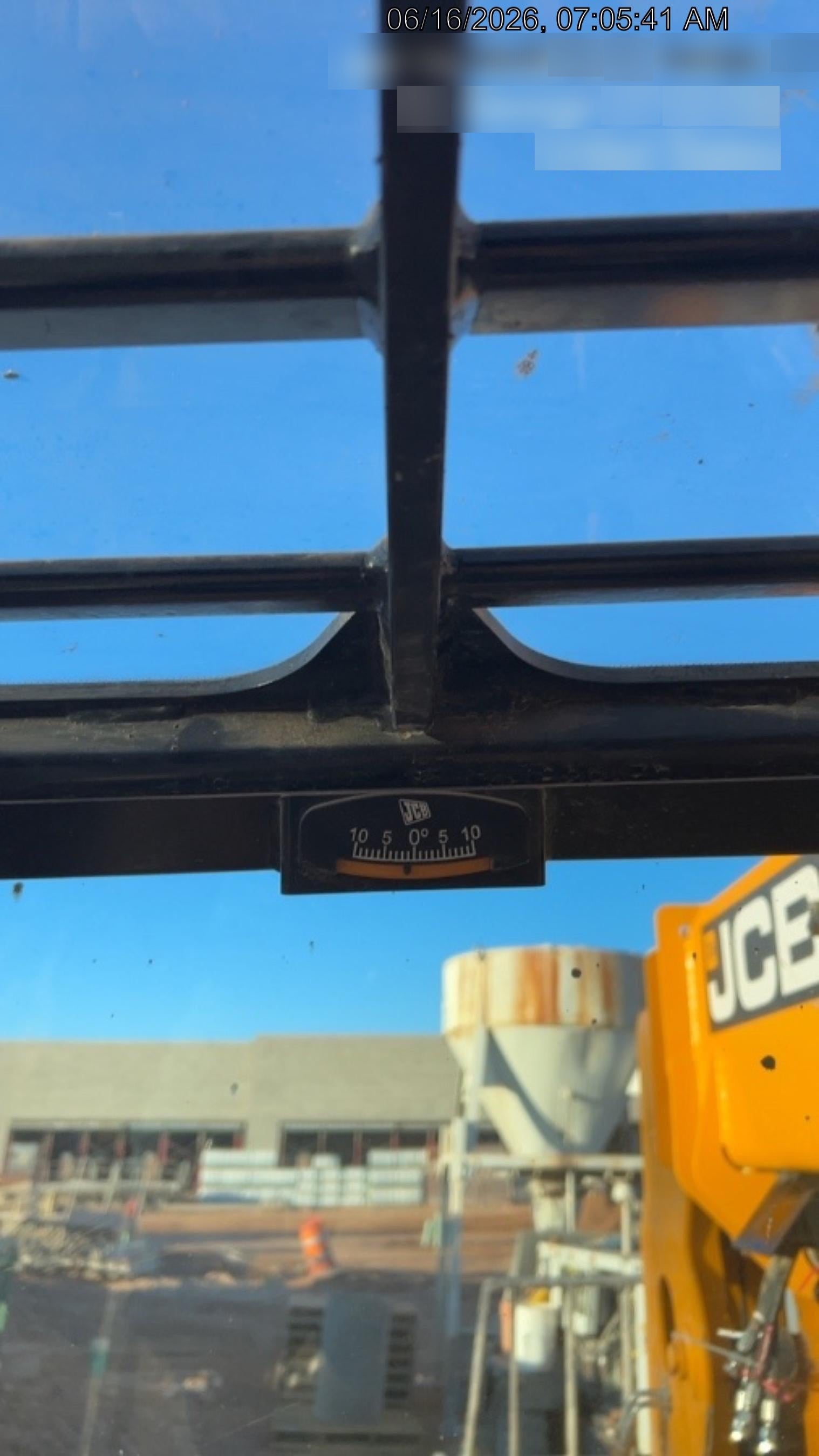 2023 JCB 509-42