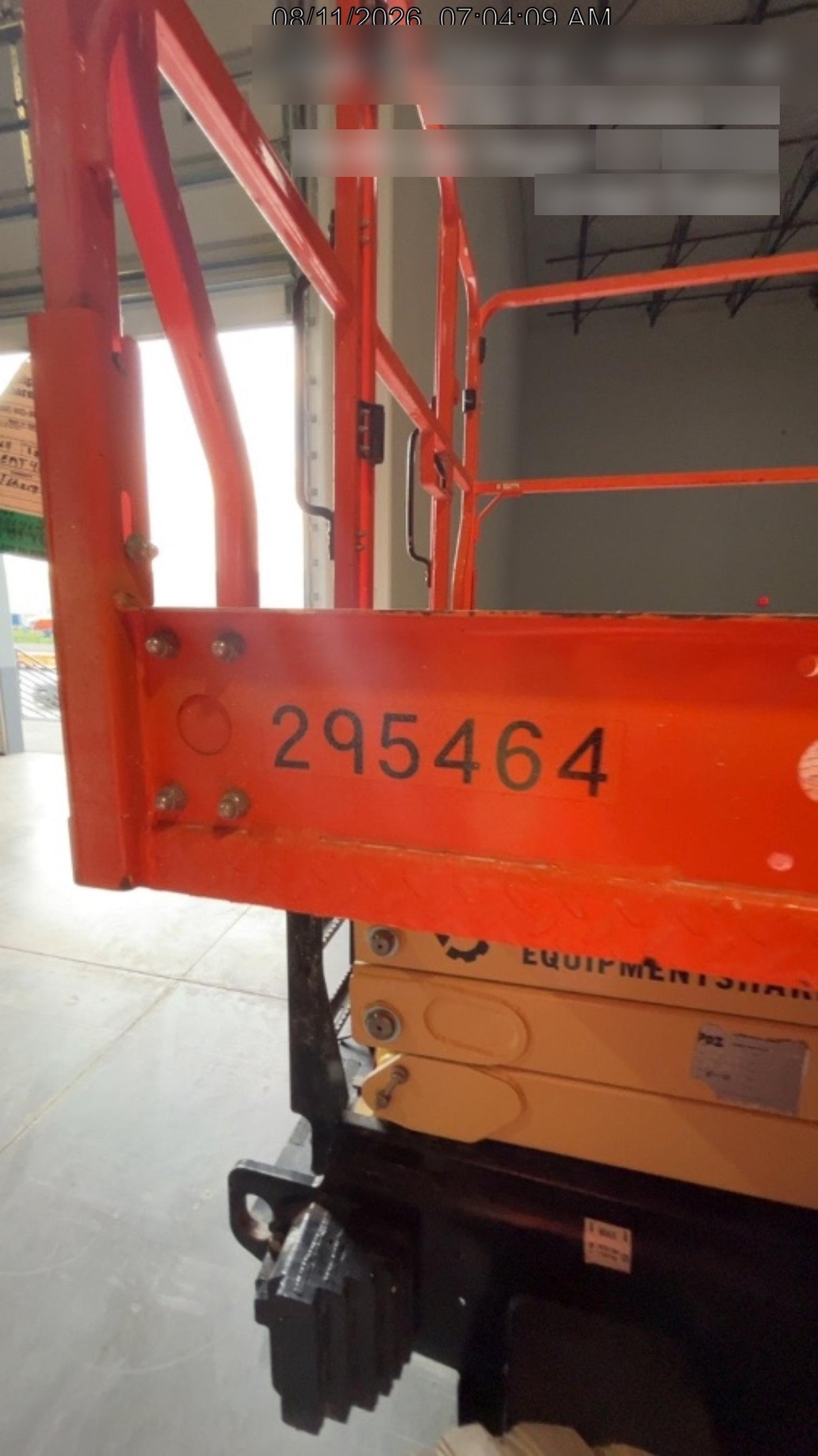 2023 JLG ERT4069