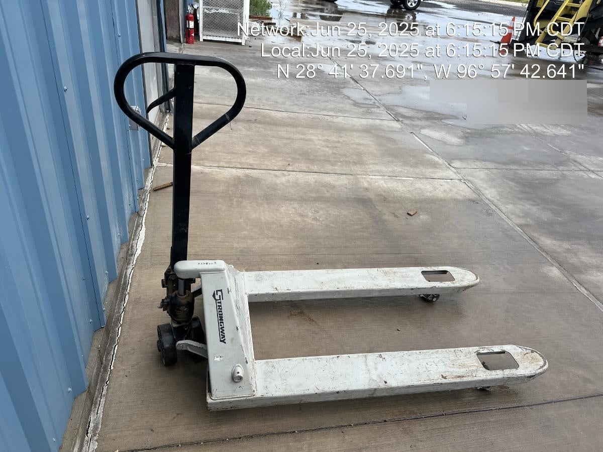 2020 STRONGWAY 4400 lb Pallet Jack