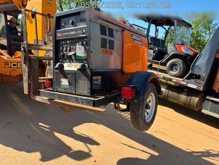 2021 Lincoln Electric Vantage 322 Vantage 322 Ready Pak 3 w/ Decals, ORANGE (includes trailer, cable rack, fender light kit) NO Telematics