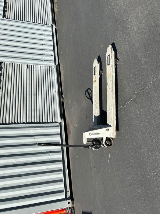 2019 STRONGWAY 4400 lb Pallet Jack