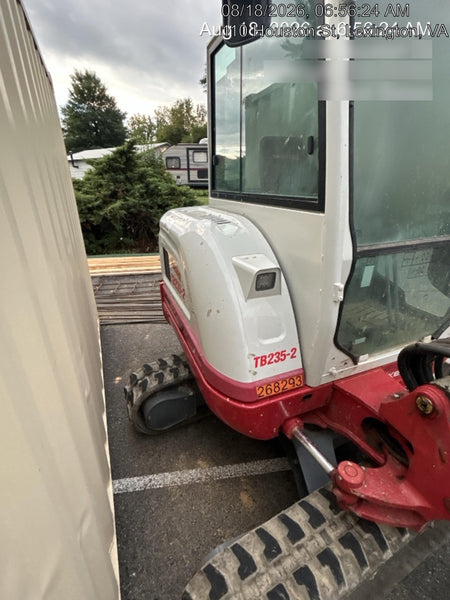 2022 TAKEUCHI TB235-2CR