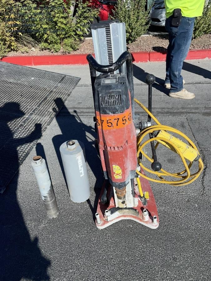 2023 HILTI DD250E