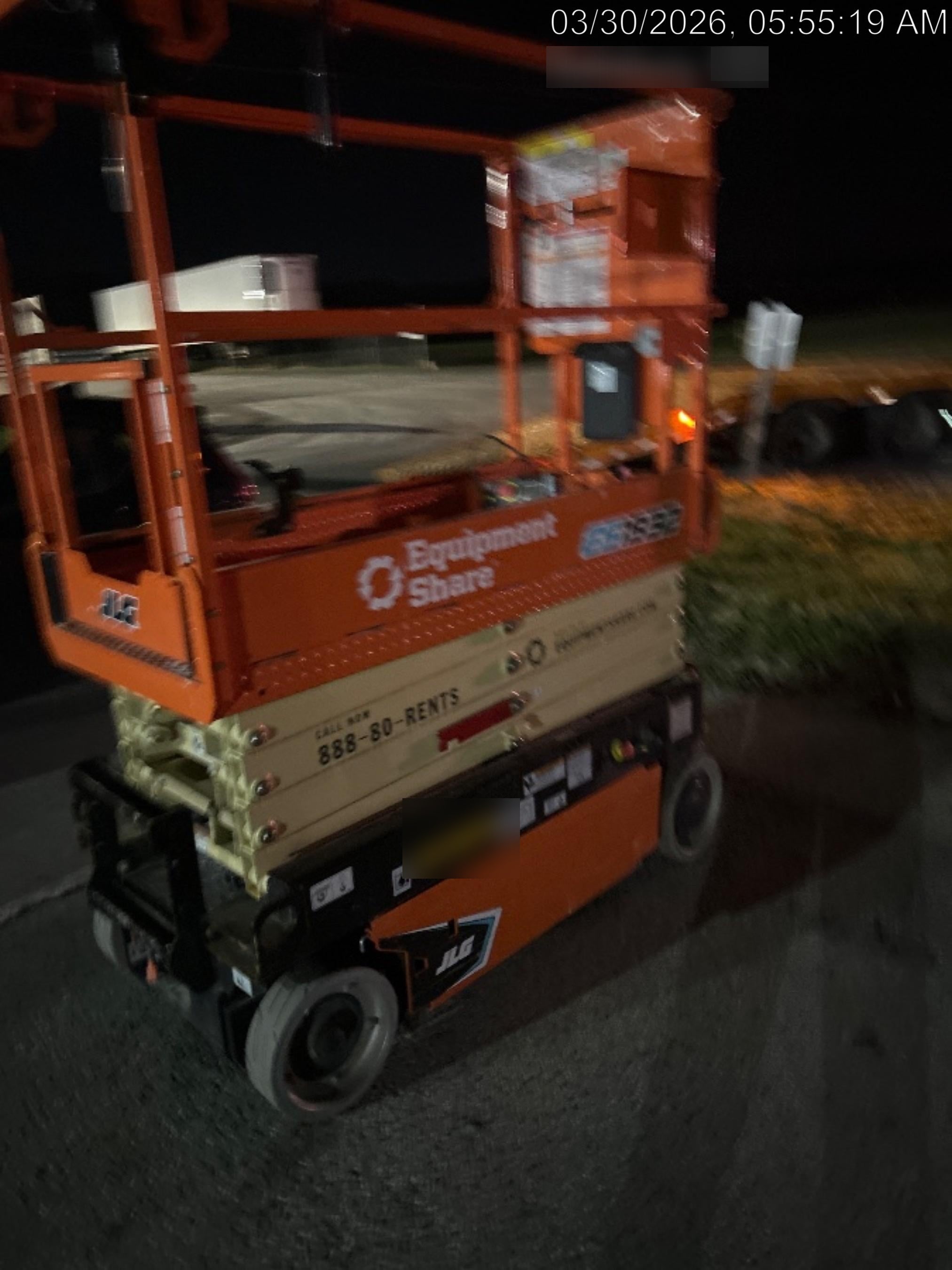 2024 JLG ES1932