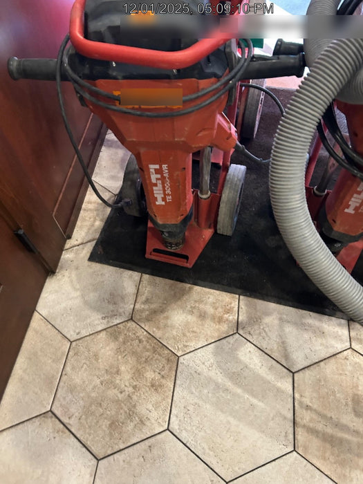 2020 HILTI TE 3000-AVR