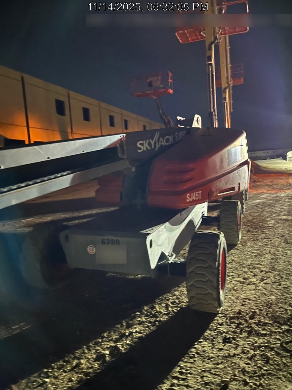 2017 SKYJACK SJ45T+