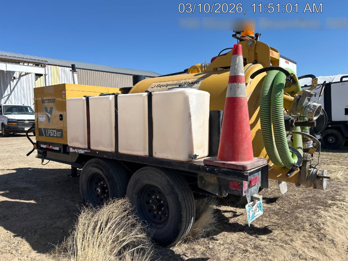 2022 VAC-TRON LP573XDT