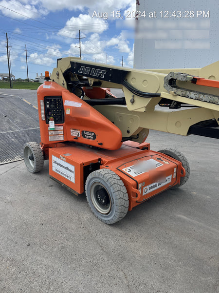 2019 JLG E400AJPN